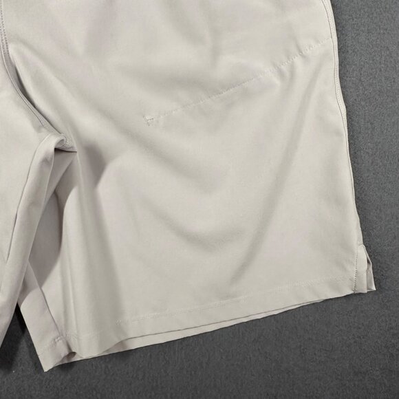 Fabletics Mens M White Elastic Waist Gym Training 9" Inseam Unlined Pockets - Picture 4 of 8